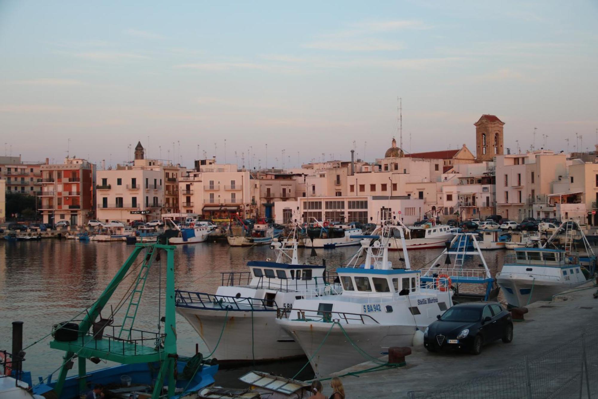 Villa Casa Vacanze Sole E Mare Mola di Bari Exterior foto