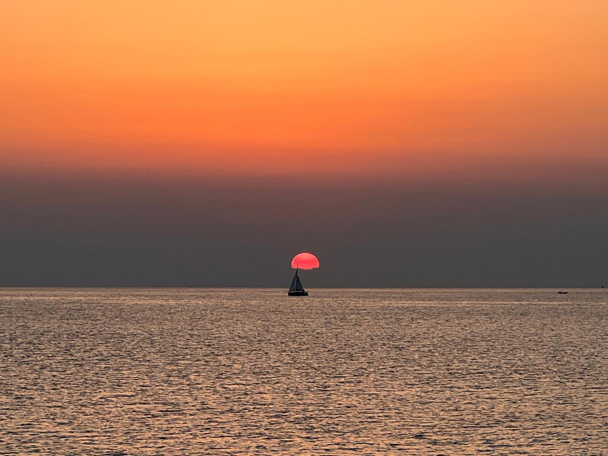 Villa Casa Vacanze Sole E Mare Mola di Bari Exterior foto